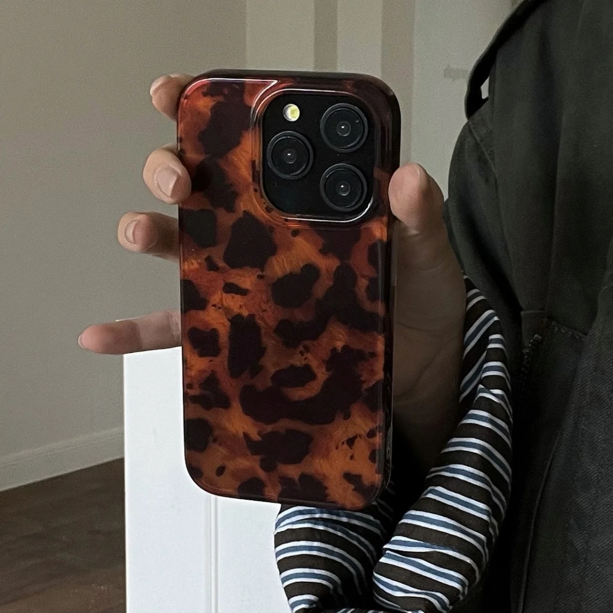 Retro Bernstein-Textur Laser-H – Phone Cases Leopard Print Bewertung und Preis